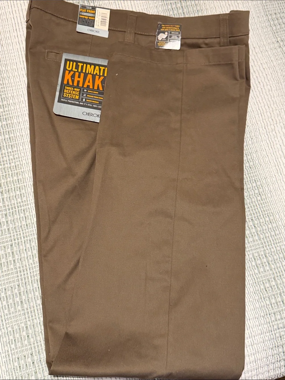 Cherokee Brown Men's Flat-Front Chinos